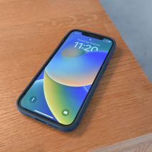 iPhone 13 navy cover